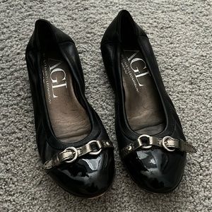 AGL Women’s Monika Leather Cap Toe Ballet Flat Shoes Black